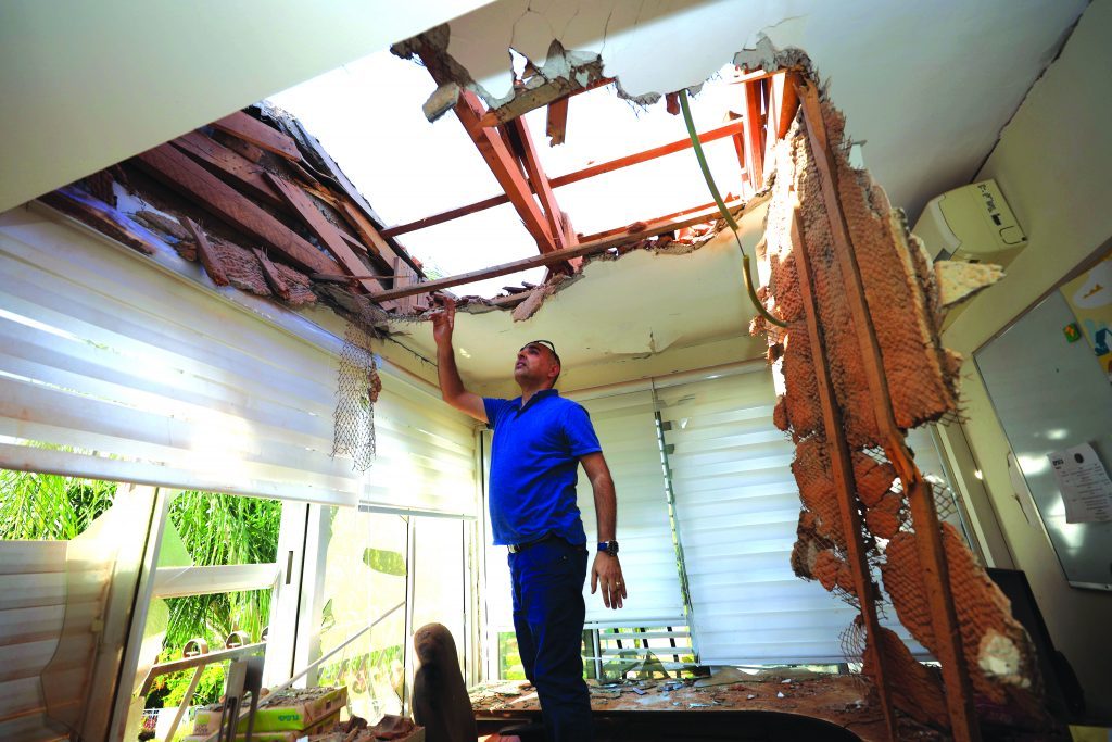 techo de casa en sderot guerra