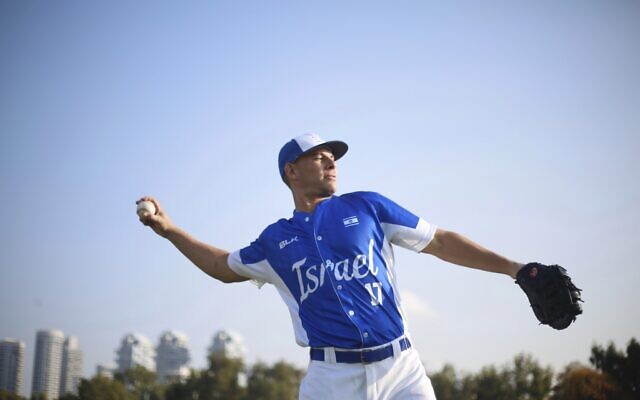 danny valencia béisbol