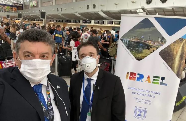 Embajador-israelí-en-Costa-Rica vuelos