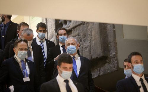 Diputados-llegan-a-la-Knesset ministra