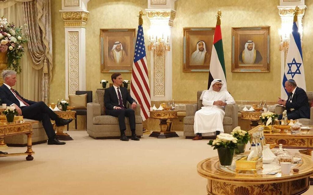 Reunión-en-palacio-Abu-Dhabi-1 vuelo