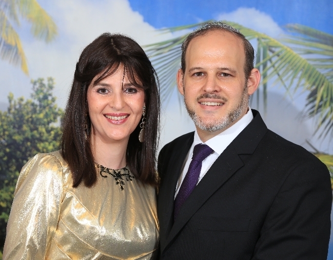 Foto-1-Eitan-y-Hadara rabino