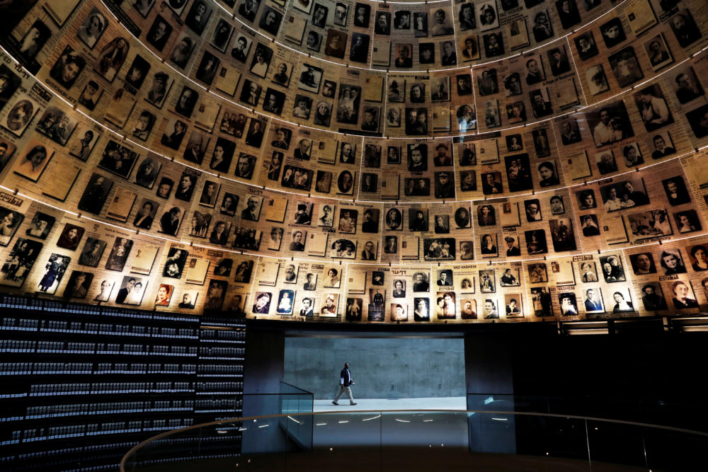A security personnel walks at the Hall of Names at the Yad Vashem World Holocaust Remembrance Center in Jerusalem polonia