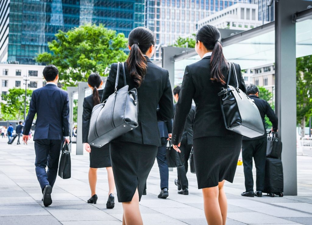 woman workers familia