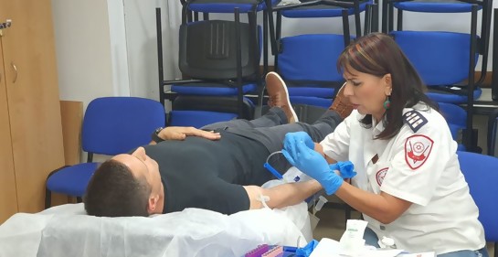 Donante-de-sangre familias