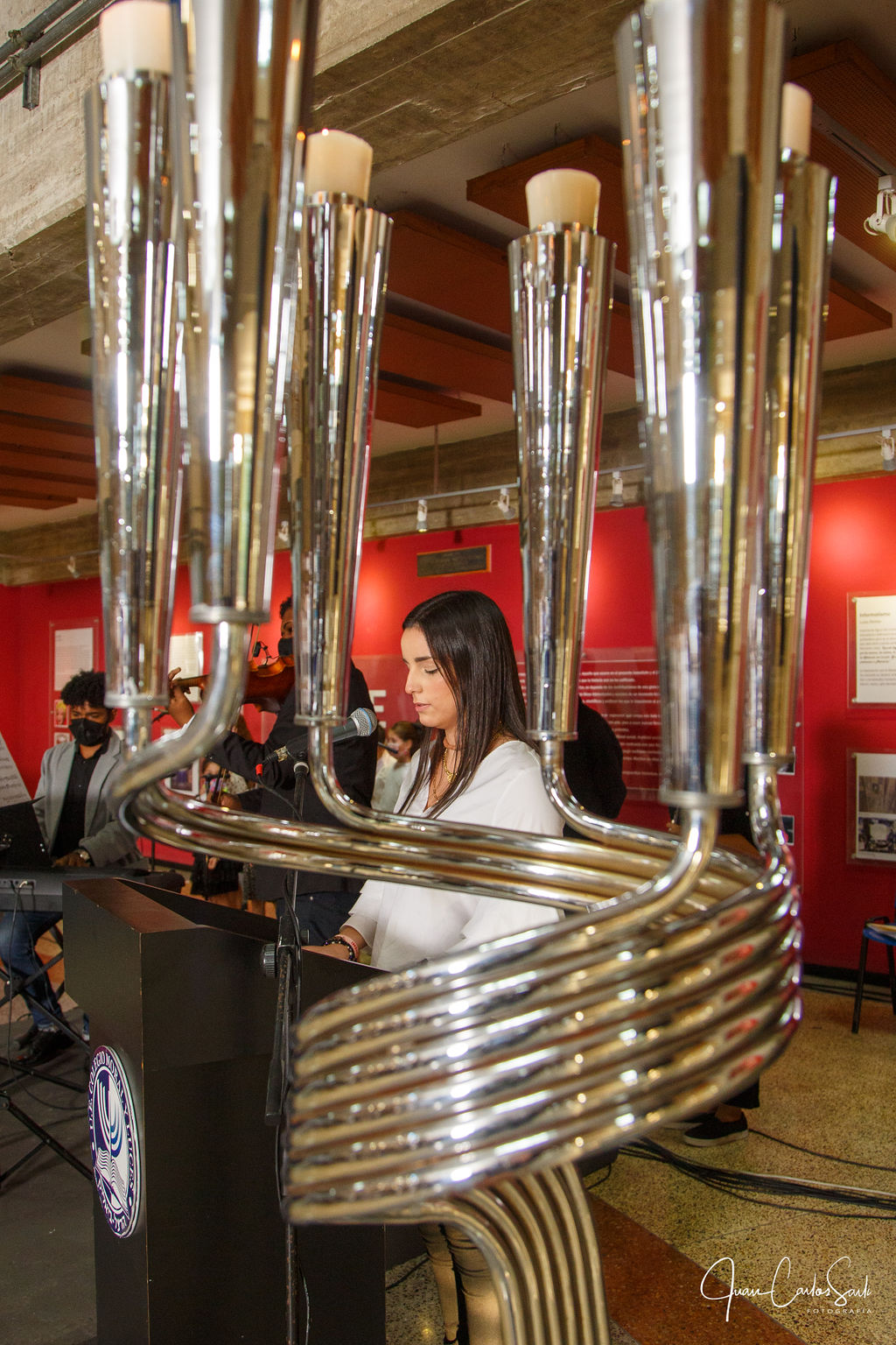 9. SARA BITCHATCHI leyenda acto