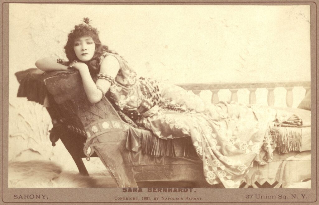 Sarah-Bernhardt mujer