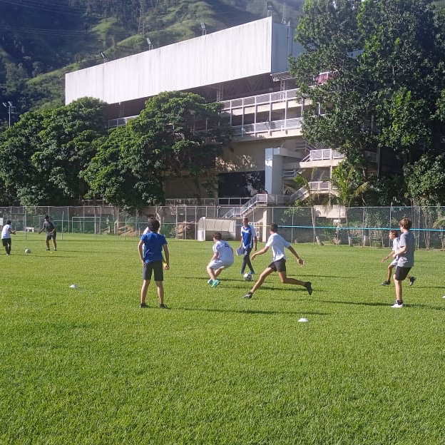 Clase de fútbol hebraica
